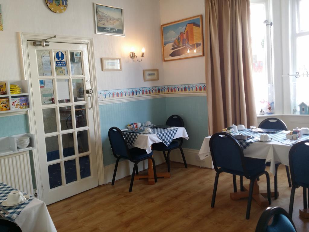 The Beach House Great Yarmouth Bagian luar foto